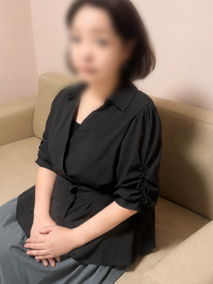 沼津人妻デリヘル【熟女の風俗最終章 沼津店】こうめ